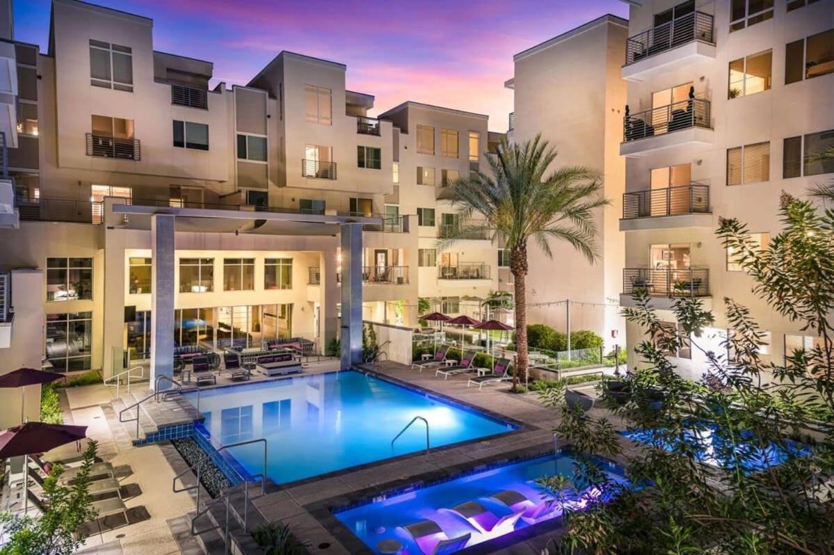 Cozysuites Paradise Under The Palms With Pool! 21 Phoenix Exterior photo