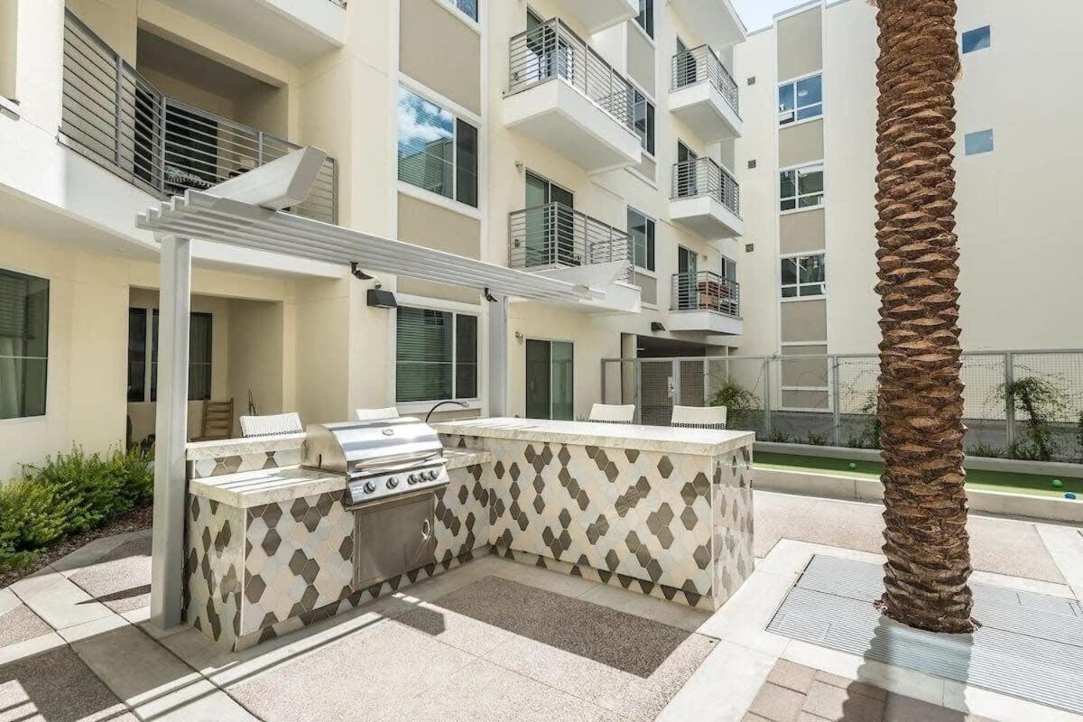 Cozysuites Paradise Under The Palms With Pool! 21 Phoenix Exterior photo